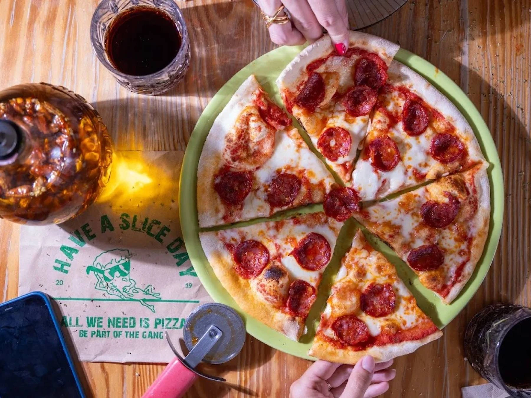 10 / 18 PIZZA - Foto 2