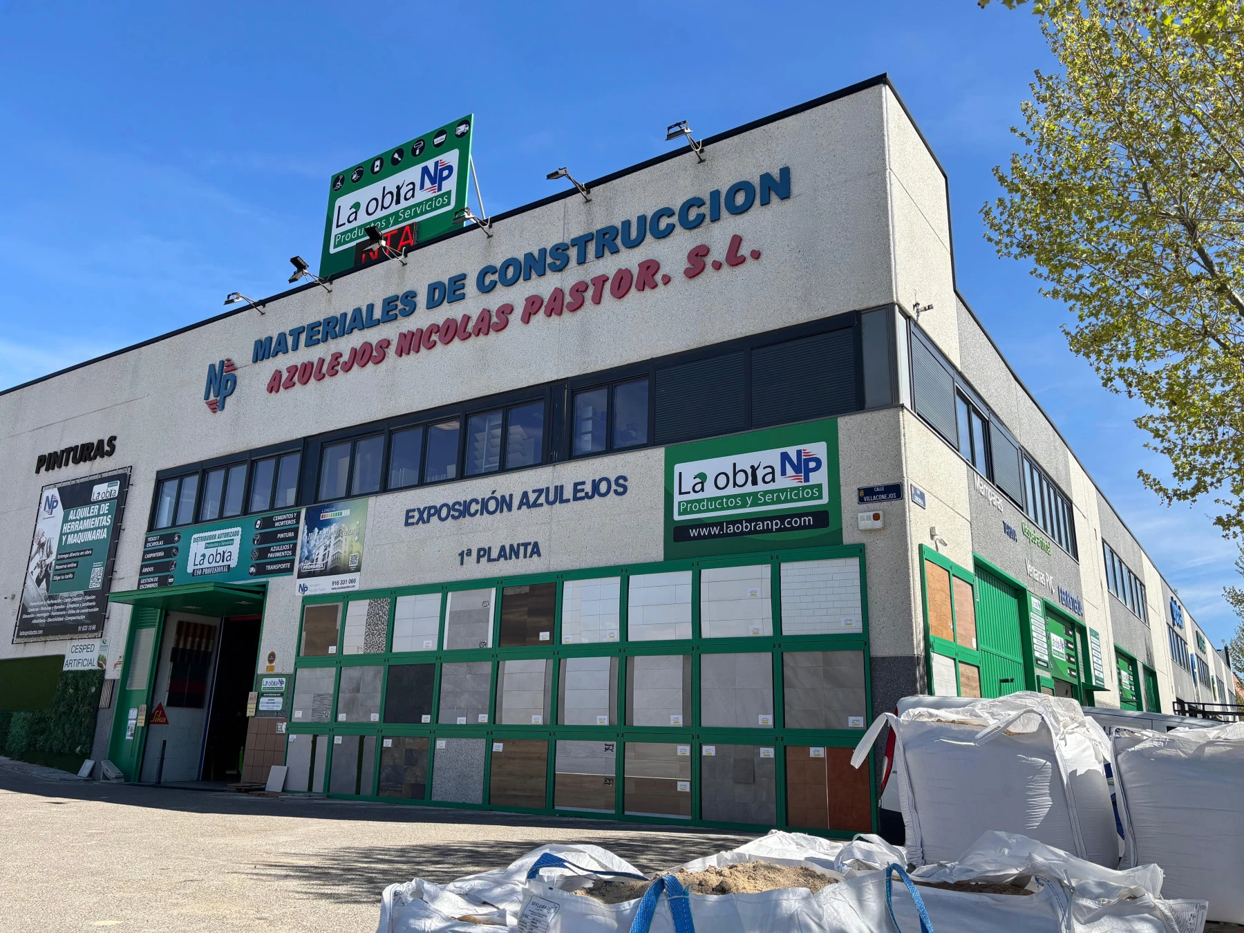 LA OBRA NICOLÁS PASTOR