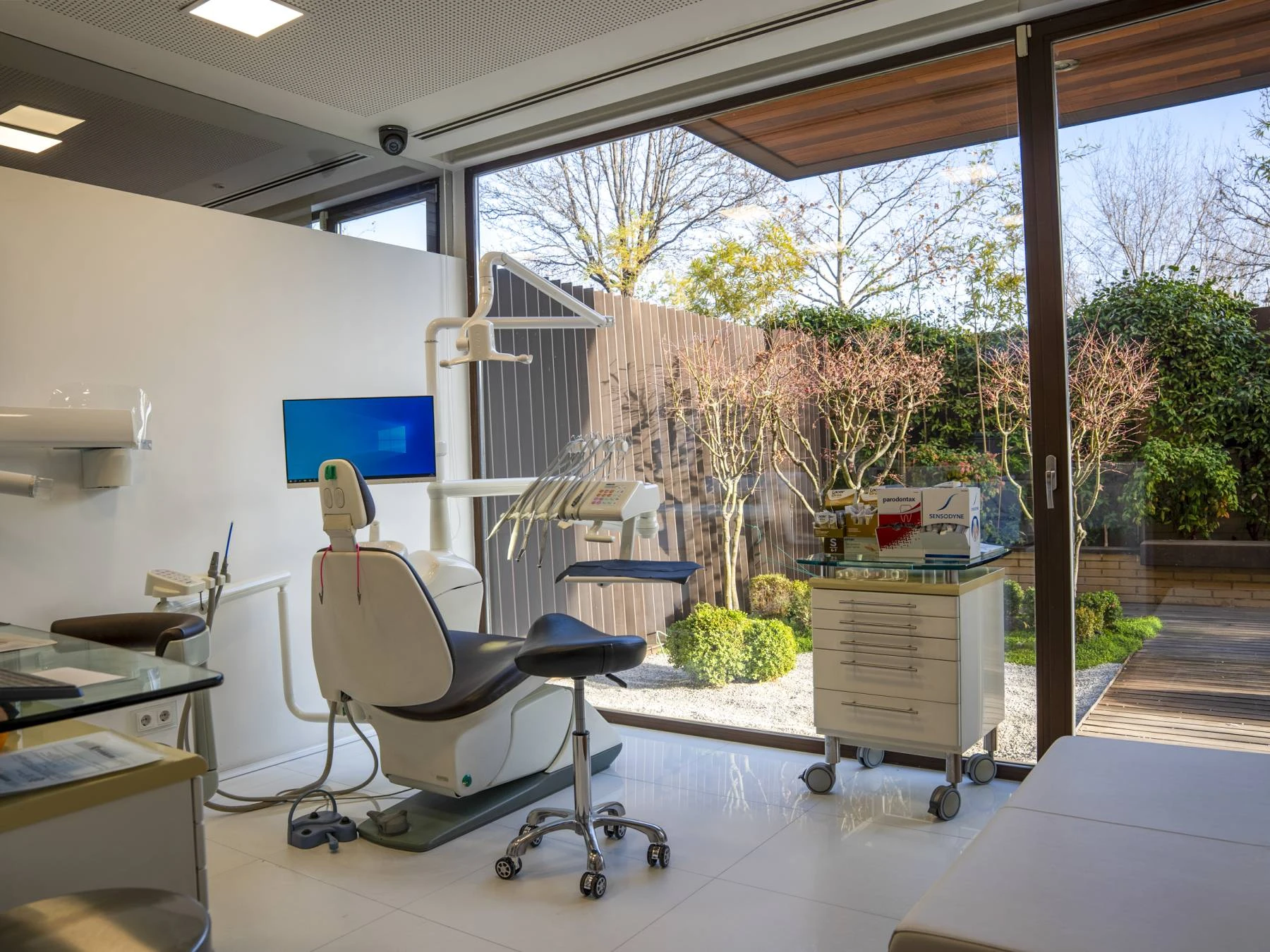 Ortodoncia invisible y convencional