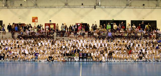 El CB Las Rozas hizo la presentación oficial con el Adecco Plata y Liga Femenina 2 como estrellas de la tarde.