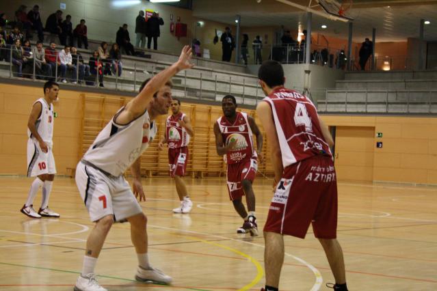 
                                                    Cómoda victoria de Omnia Las Rozas frente a Lan Mobel ISB (76-57)