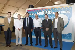 Fernández Rubio inaugura la décima edición de la Feria del Marisco de Las Rozas