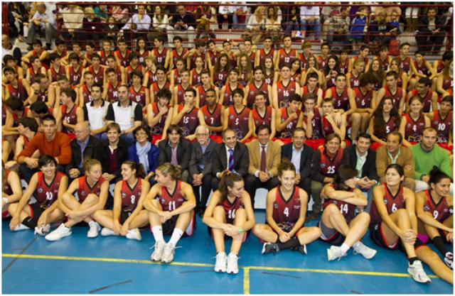 Los equipos del Ventask Group Las Rozas hace su presentación oficial para  la temporada 2012-2013 - Noticias en Las Rozas