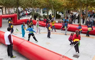 Cerca de 400 escolares de Las Rozas participan en la Gymkhana por los Derechos de la Infancia