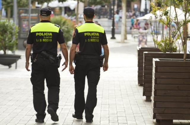 El Ayuntamiento otorgará las Medallas de la Policía al SAMER-Protección Civil y a la plataforma “Ponle Freno”