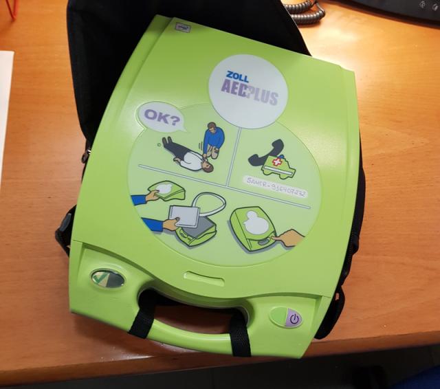 Ciudadanos Las Rozas reclama la instalación de desfibriladores aprobada por el Pleno