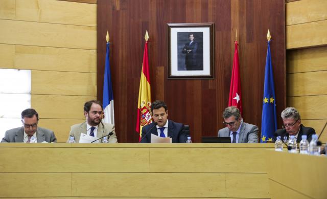 
                                                    Las Rozas reduce en más de la mitad la deuda municipal