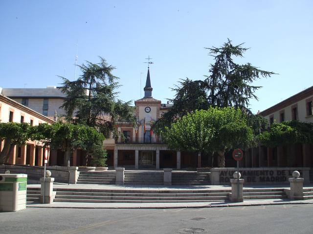 Ciudadanos Las Rozas critica la cantidad de contratos 'a dedo' que hace el Ayuntamiento