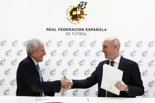 La RFEF y Cáritas acuerdan realizar actividades educativas y sociales en la Ciudad del Futbol de Las Rozas