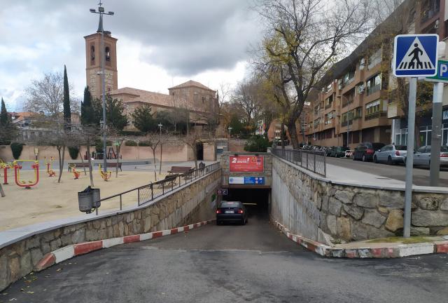 
                                                    Los aparcamientos municipales de Las Rozas ofrecerán dos horas gratuitas durante la Navidad