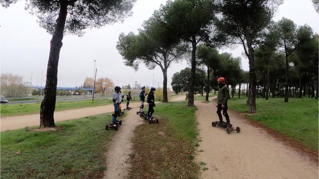 Programación de videojuegos y modelado 3D, MountainBoard o Yoga, entre las actividades de primavera para los jóvenes de Las Rozas
