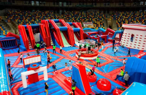 Bigjump Park, el mayor parque hinchable del mundo ya está en Madrid