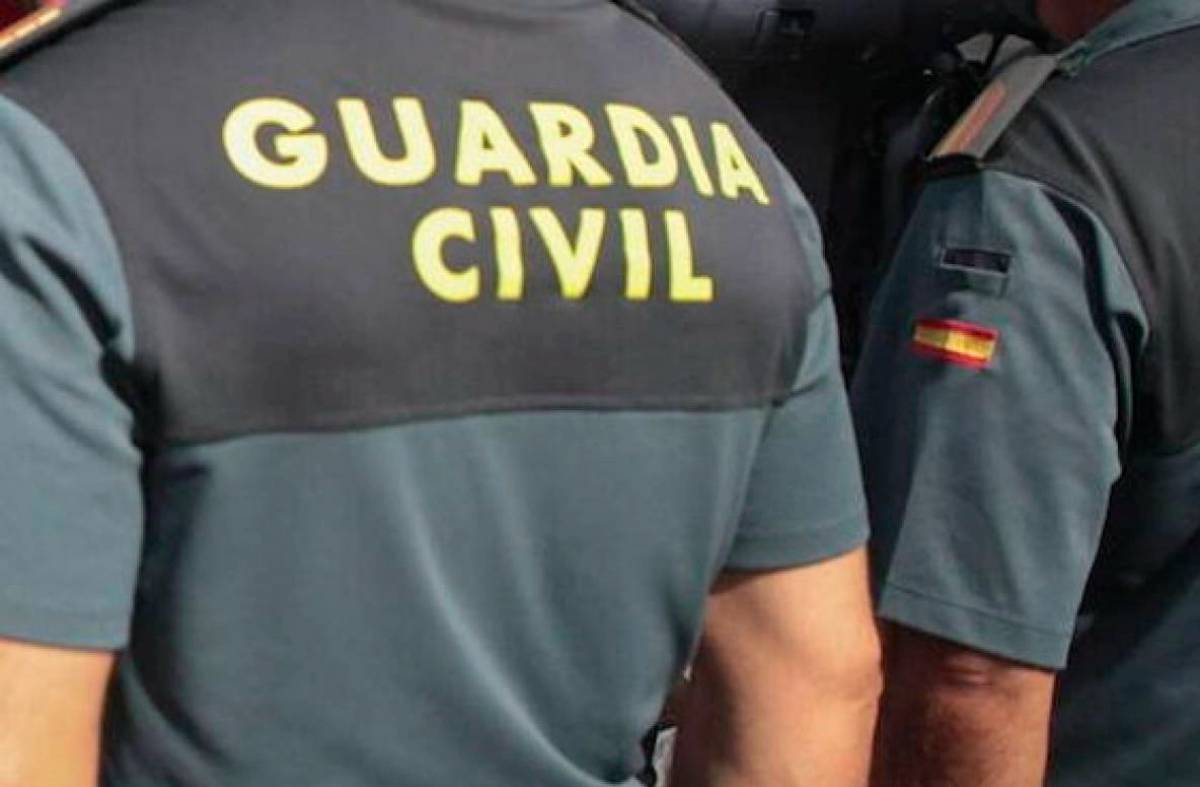 Suspenden al jefe de la Guardia Civil de Villanueva de la Cañada por su presunta implicación en una trama de maquinaria robada