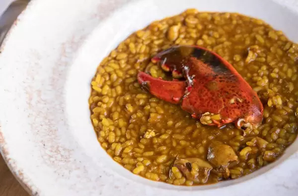 La esencia de la cocina mediterránea llega a Las Rozas con la apertura de un nuevo restaurante