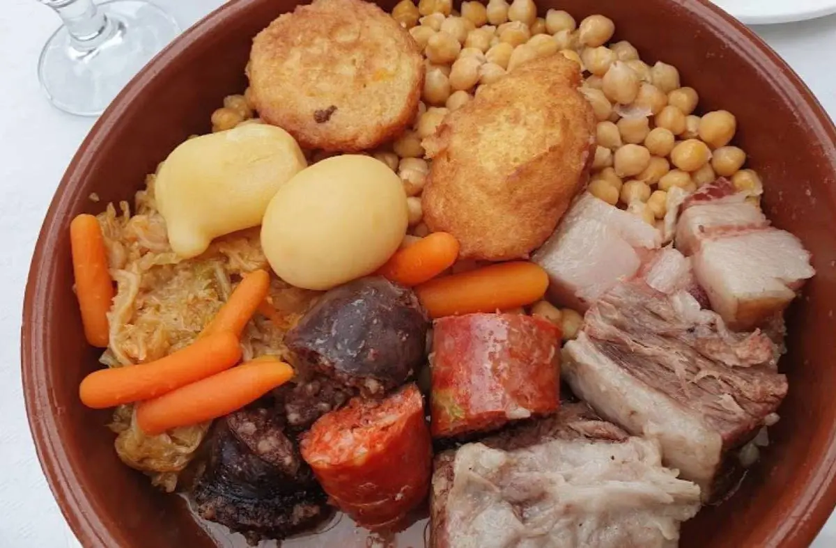 El cocido madrileño inicia el camino para convertirse en Bien de Interés Cultural del Patrimonio Inmaterial