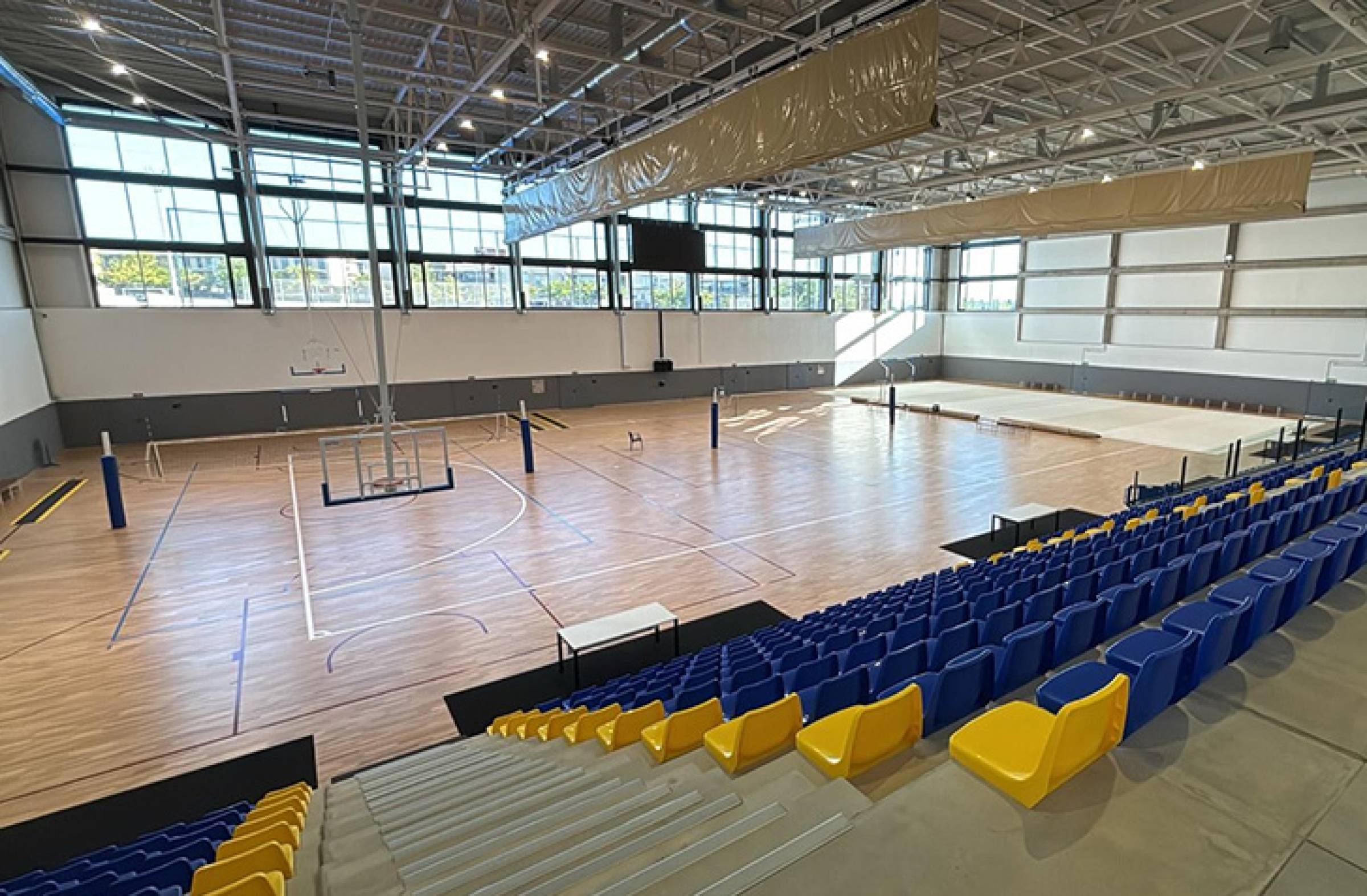 Comienzan las clases de las Escuelas Deportivas de Las Rozas en el polideportivo de La Marazuela