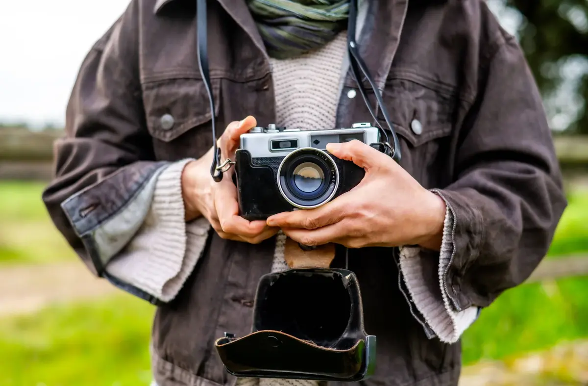 
                                        El concurso para fotógrafos aficionados 'Jesús y Adán' de Las Rozas abre nueva convocatoria