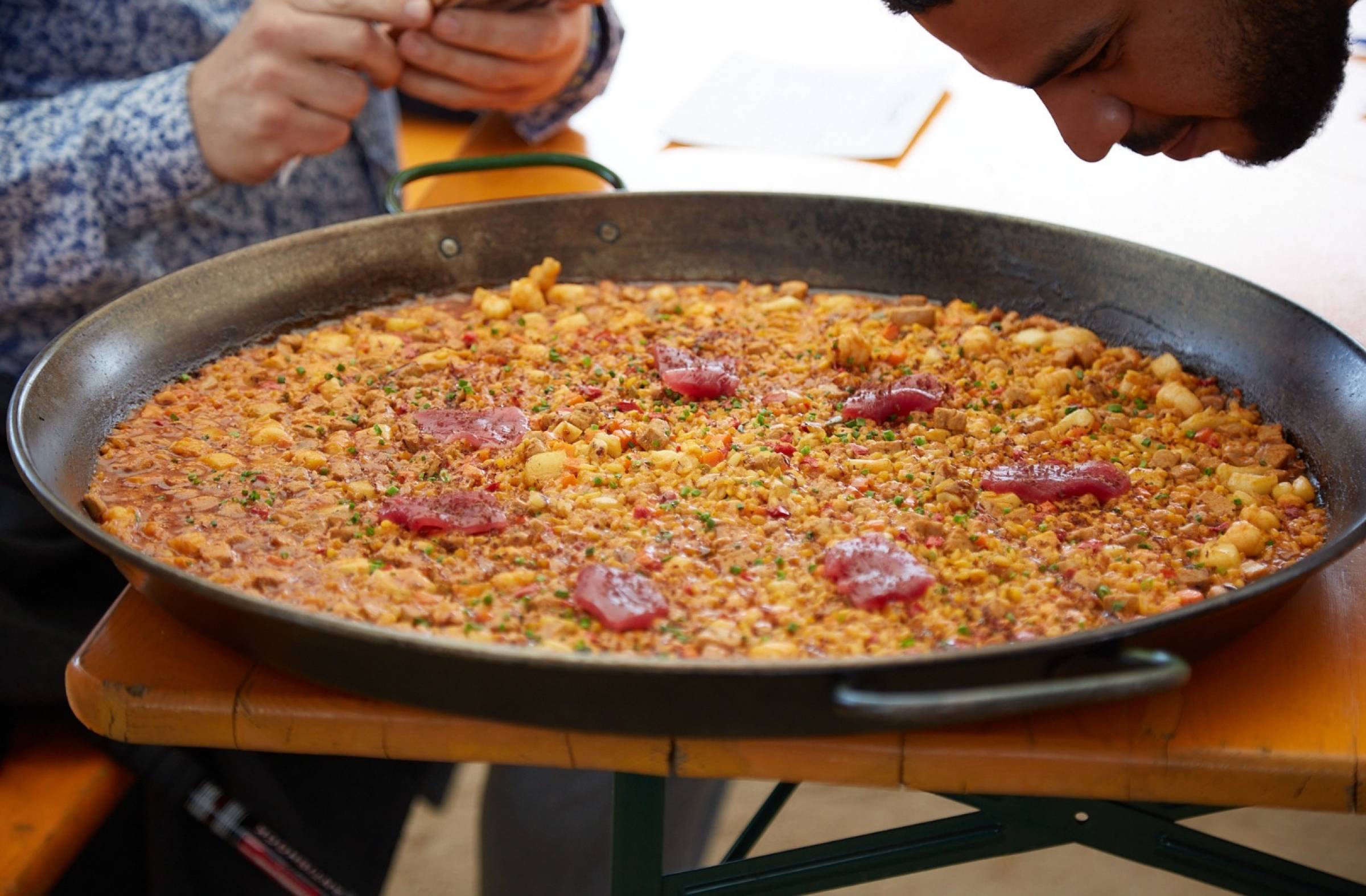 
                                                    Arroces, tapas y tardeo: así será 'Paellarte' la feria gastronómica que reúne a los mejores maestros arroceros