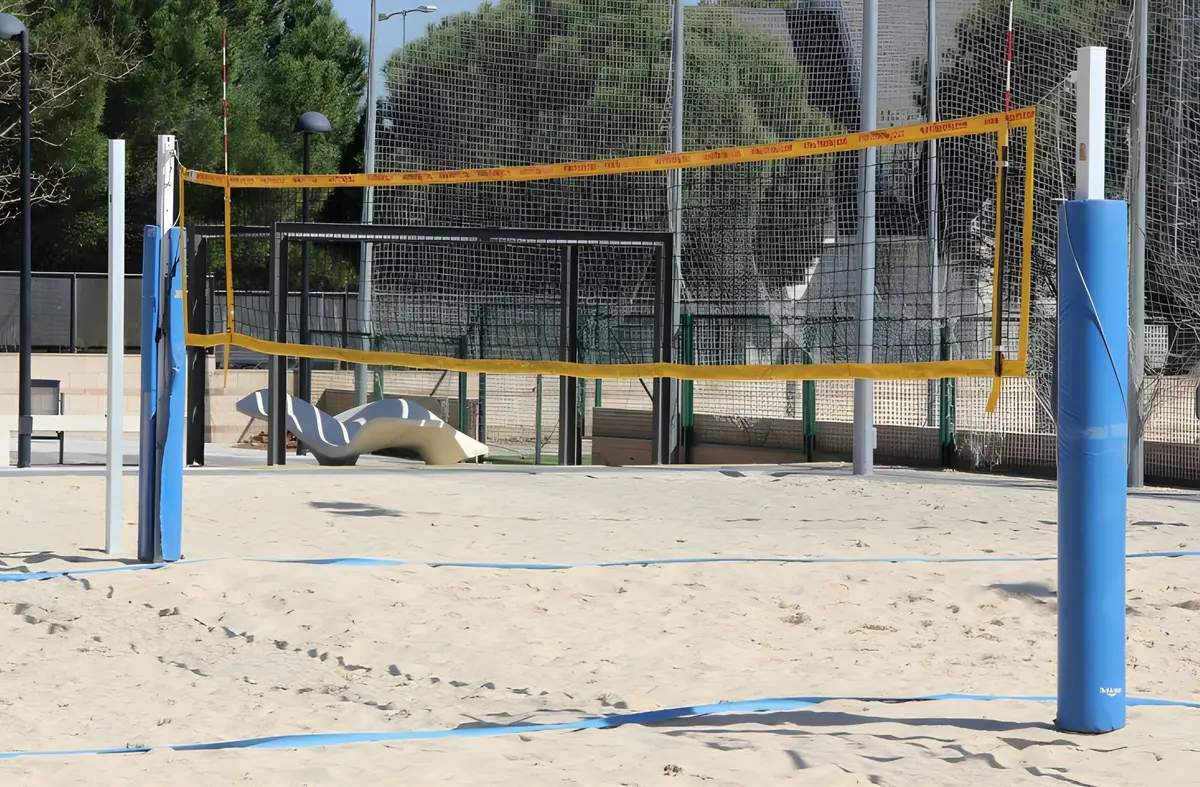    El PSOE de Las Rozas propone la creación de pistas de voley playa en Las Matas 