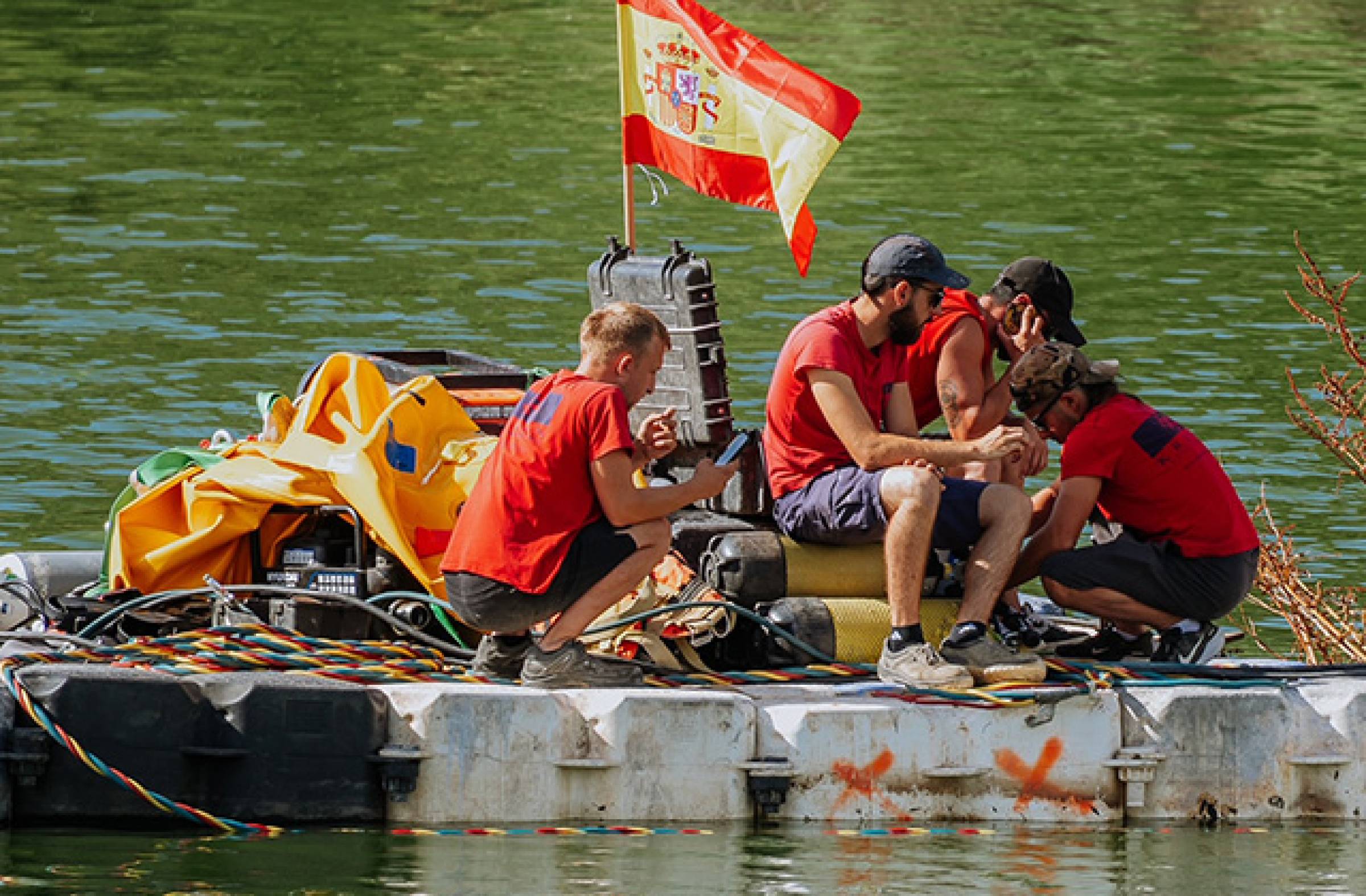 
                                                    Las Rozas concede 24.000 euros para recuperar la estatua de los cormoranes de Molino de la Hoz