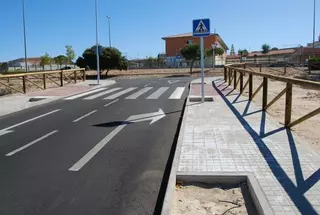 PSOE: "El Equipo de Gobierno local se enfrenta a un presunto delito urbanístico tras invadir el cauce de un arroyo con la construcción de un nuevo viario"