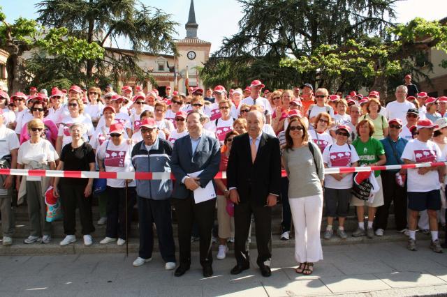 La XXI Marcha Popular de mayores de Las Rozas contó este año con más de 700 participantes