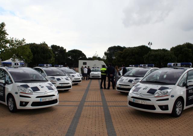 La policía local añade a su flota once nuevos vehículos