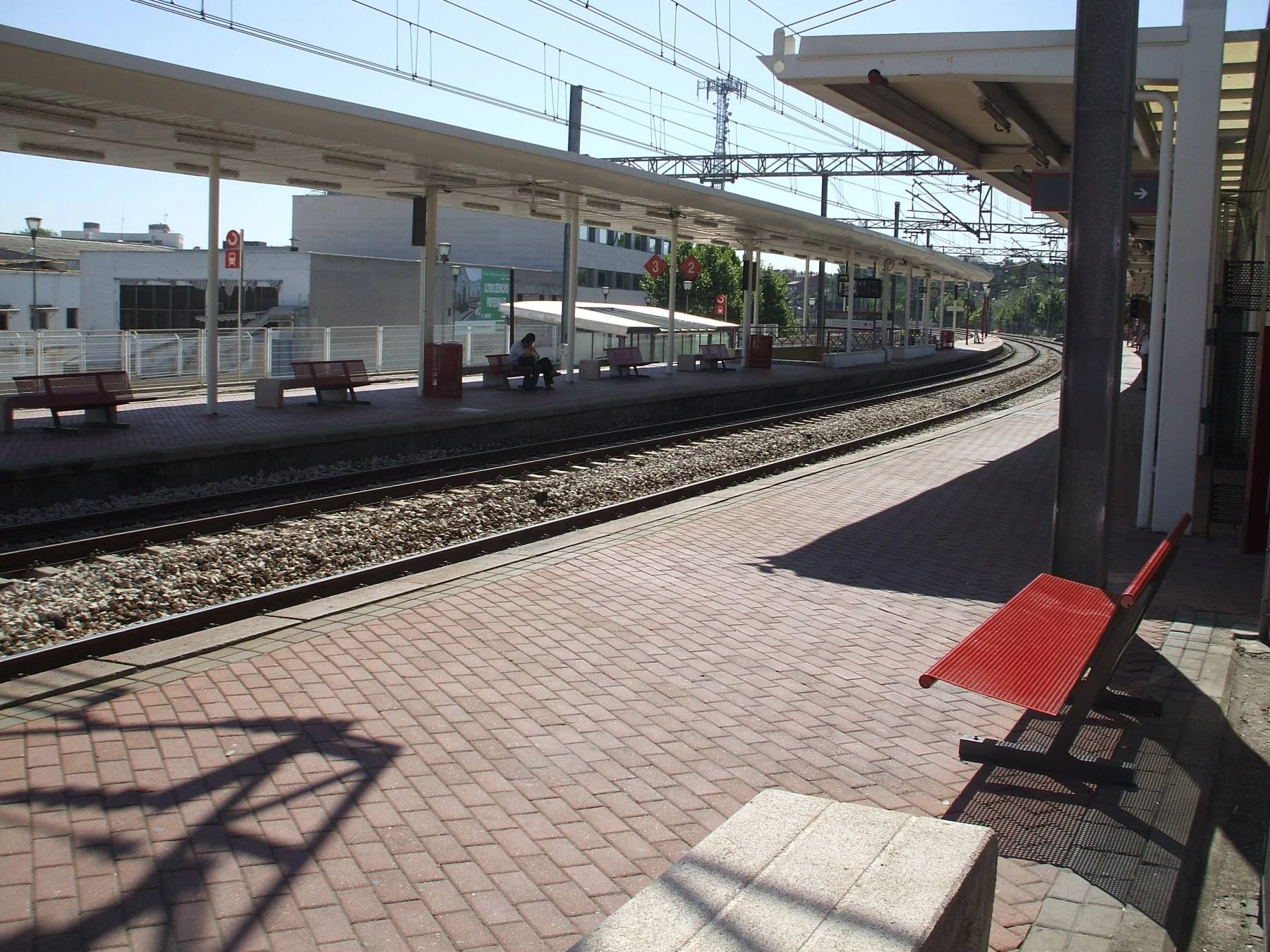 Una nueva estación de cercanias en Av de Atenas