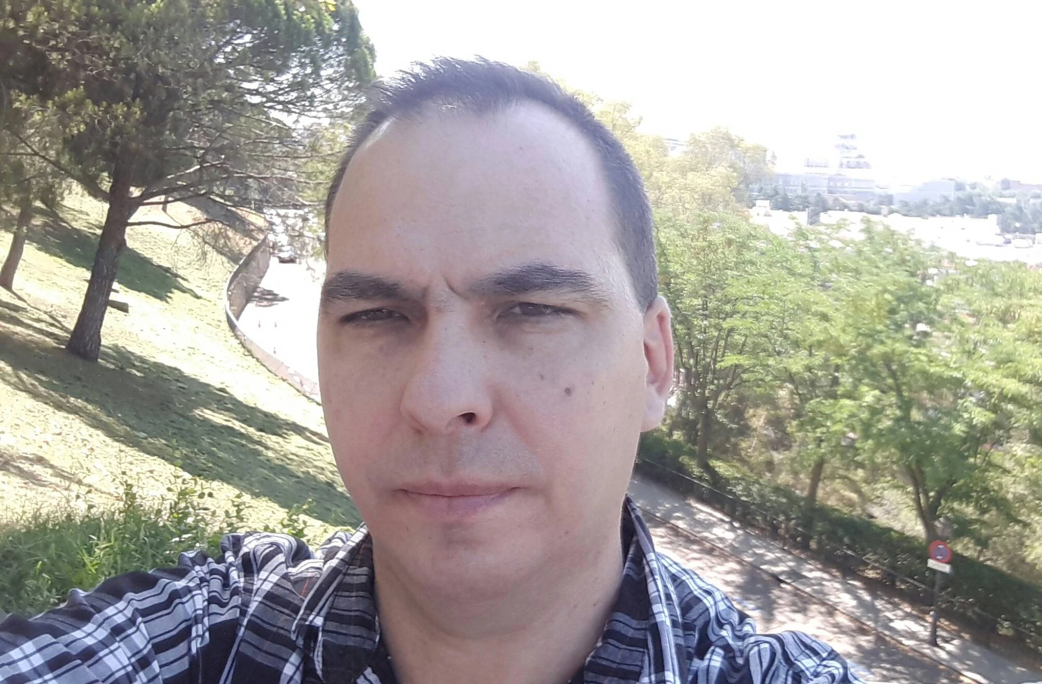 Ingeniero Químico ofrece clases de ciencias