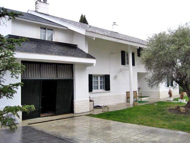 chalet en las lomas 2.900 m2 d